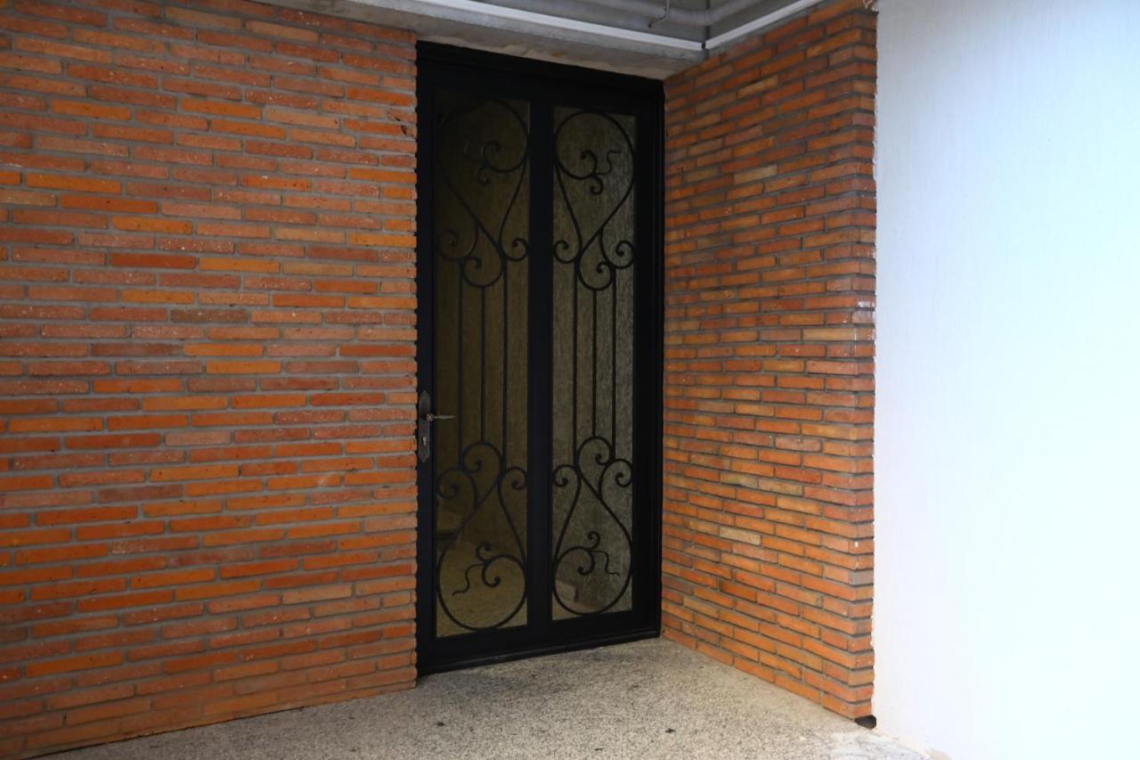 Ferienwohnung Brick House Tbilisi Exterior foto